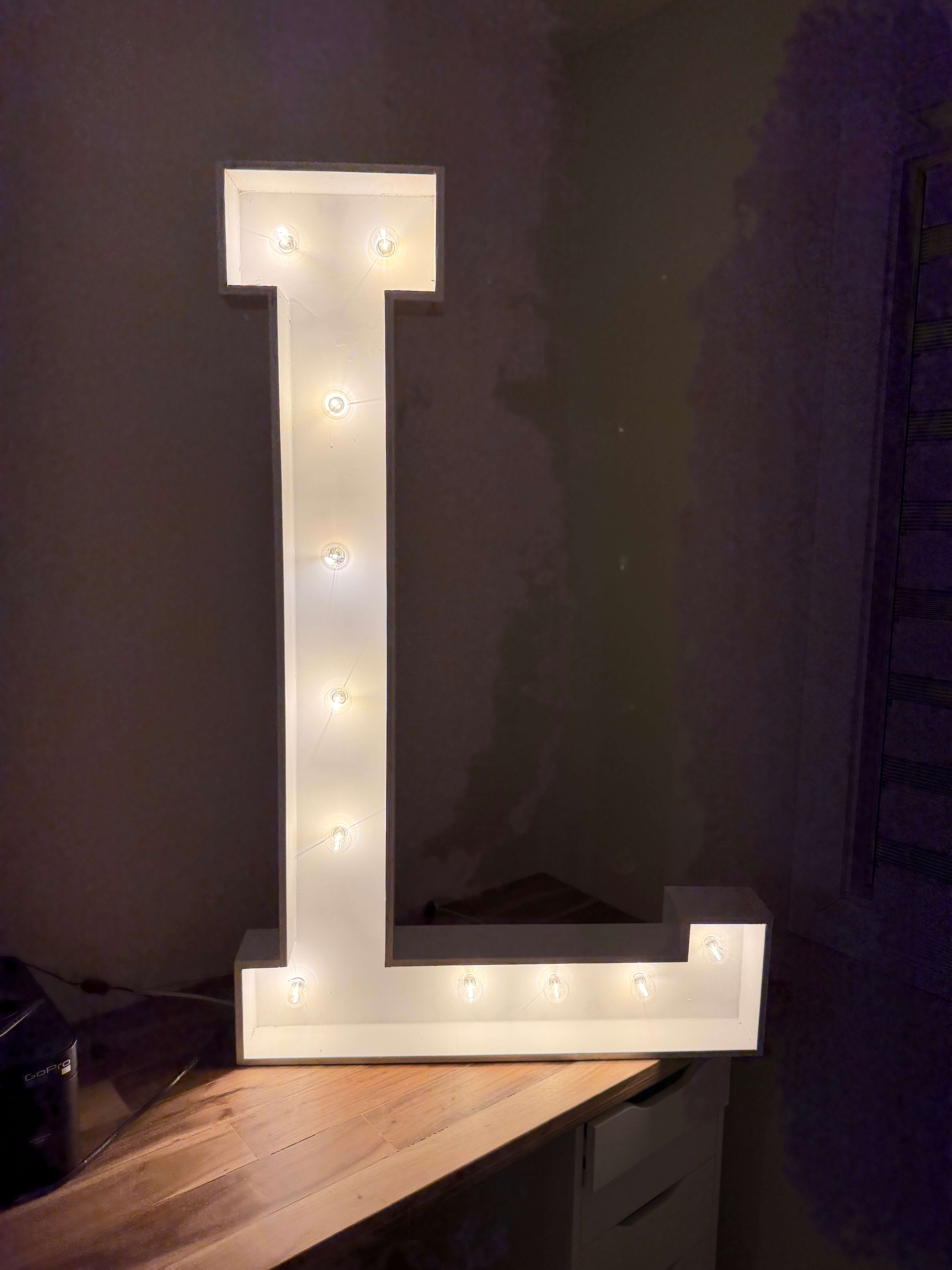 Letter L